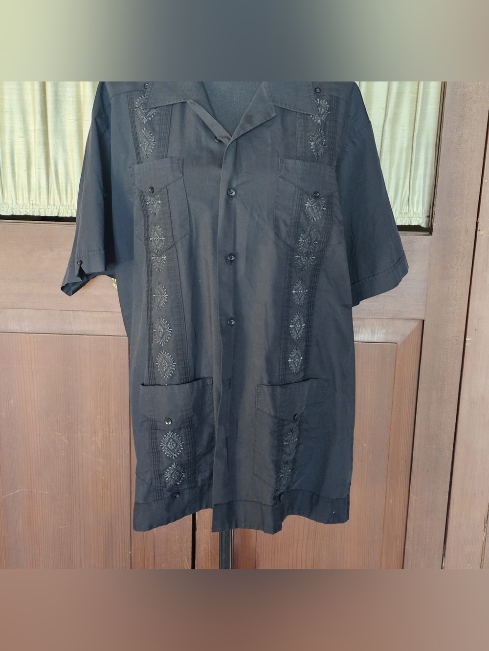 Cuervo y Sobrinos Black Embroidered Short-Sleeve Guayabera Shirt Jacket
